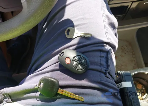 2012 Toyota Sienna Le V6 8 Passenger z USA, uszkodzony, nr VIN 5TDKK3DC2CS185470